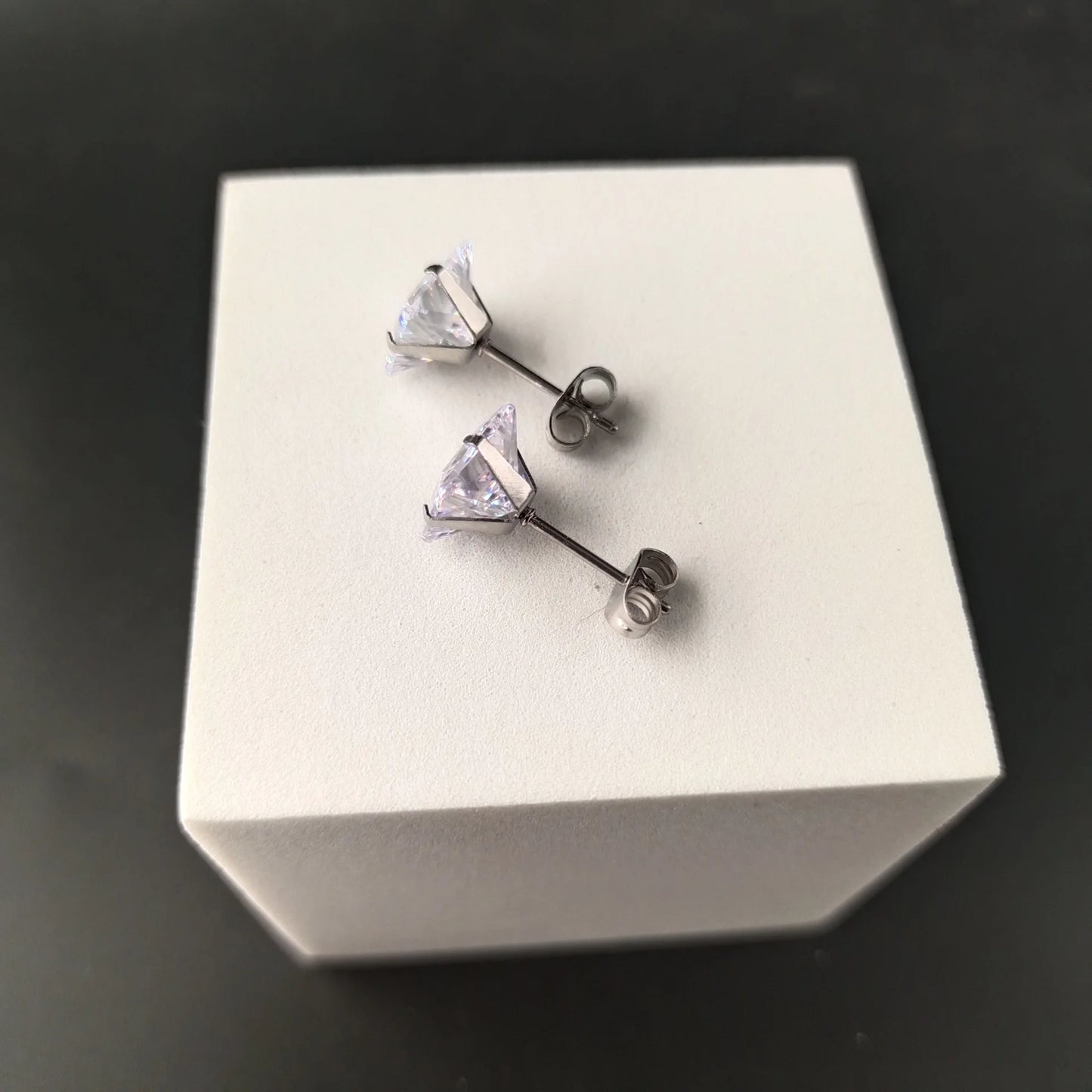 Stecker Ohrringe mit Stein Besatz für Damen